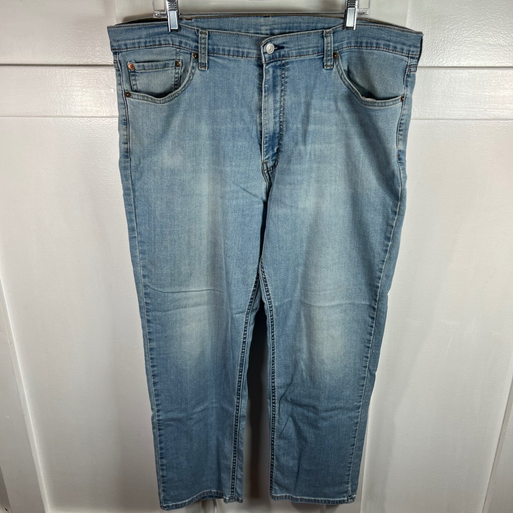 Levi Strauss & Co 541 Athletic Taper Light Wash Blue Jeans 40x32 18181-0026